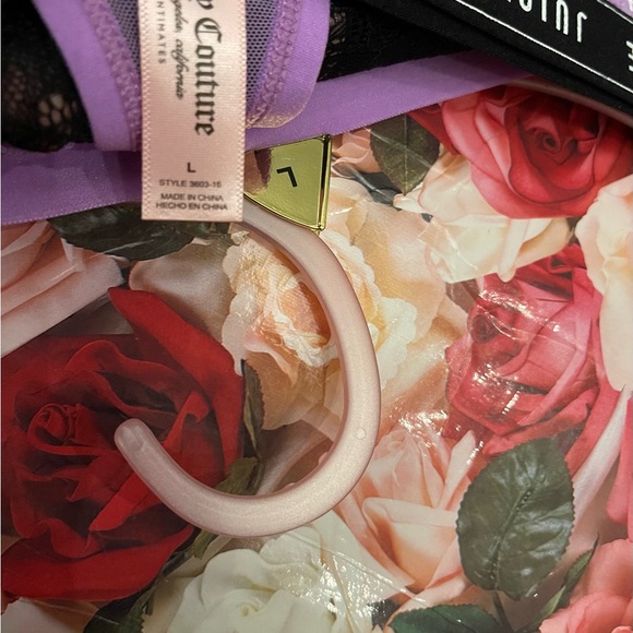 💖NWT JUICY COUTURE THONGS💖 - Picture 11 of 12